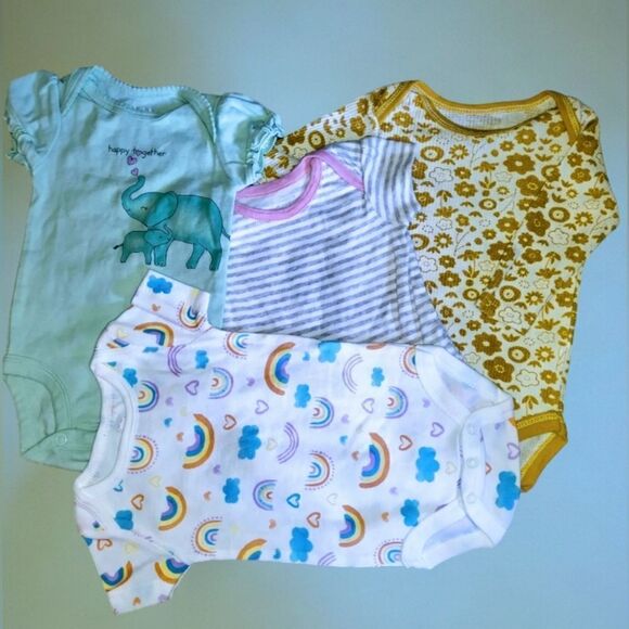 ONSIES/SLEEPERS 0-3 MONTHS BABY 26 various brands DISNEY/CARTERS/OLD NAVY CLEAN! - Picture 5 of 16